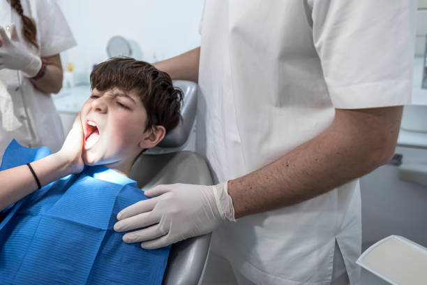 Best Pediatric Emergency Dentist in Home Gardens, CA